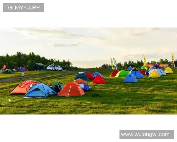 帐篷露营：在自然怀抱中享受自由与宁静的完美体验